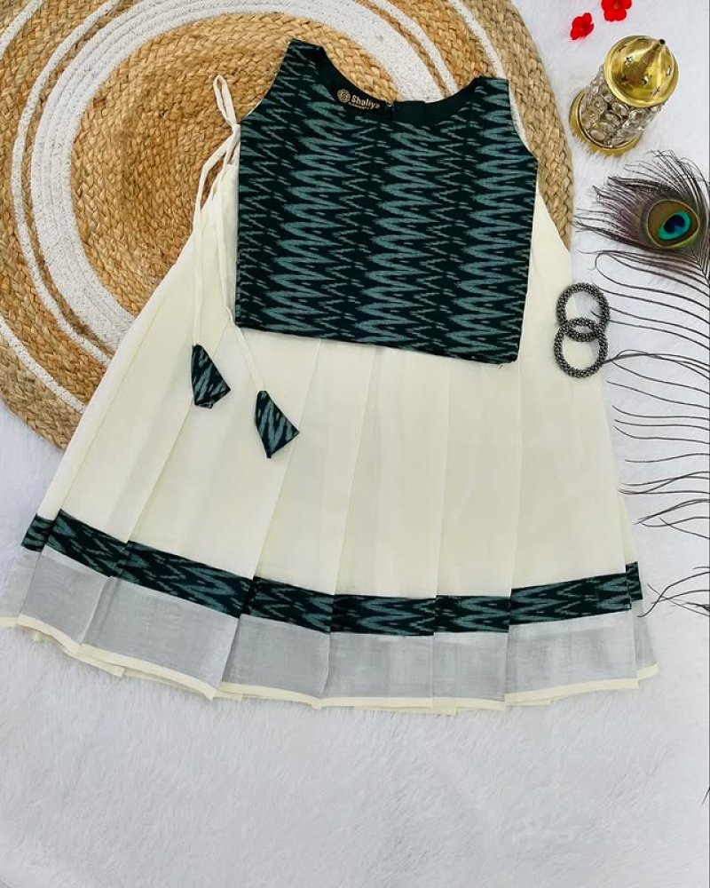 Pattu Pavada – Teal Ikat Blouse